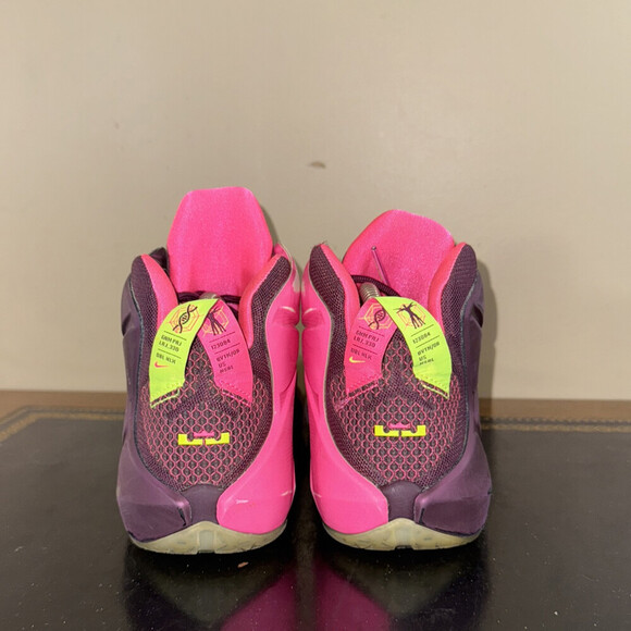 Nike Lebron 12 Double Helix Merlot Purple Pink 685181-600 Gradeschool Size 6.5Y - Picture 4 of 5
